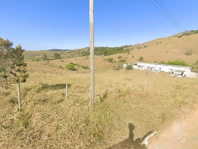 Terreno com 830m², à venda, no bairro Barreiro em Taubaté