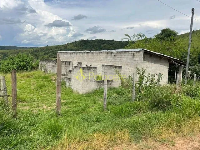 Terreno com 830m², à venda, no bairro Barreiro em Taubaté