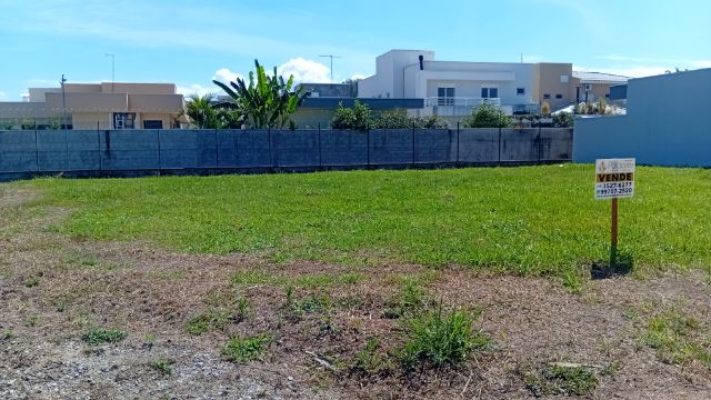 Terreno com 300m², à venda, no bairro Parque das Nações em Pindamonhangaba