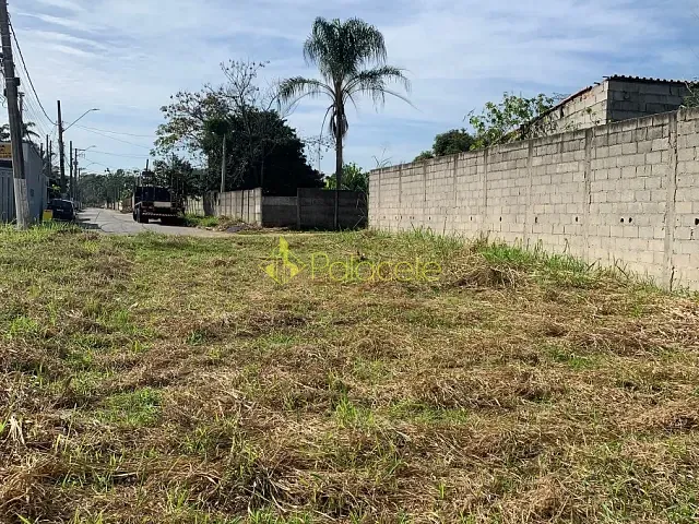 Terreno com 246m², à venda, no bairro Loteamento João Tamborindeguy Fernandes em Pindamonhangaba