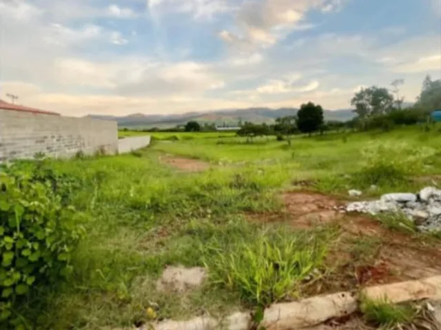 Terreno com 732m², à venda, no bairro Parque Shangri-lá em Pindamonhangaba