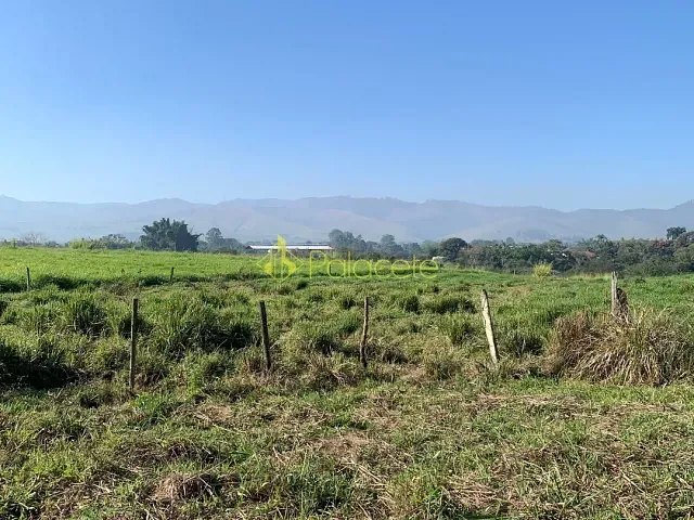 Terreno com 732m², à venda, no bairro Parque Shangri-lá em Pindamonhangaba