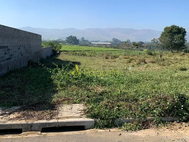 Terreno com 732m², à venda, no bairro Parque Shangri-lá em Pindamonhangaba