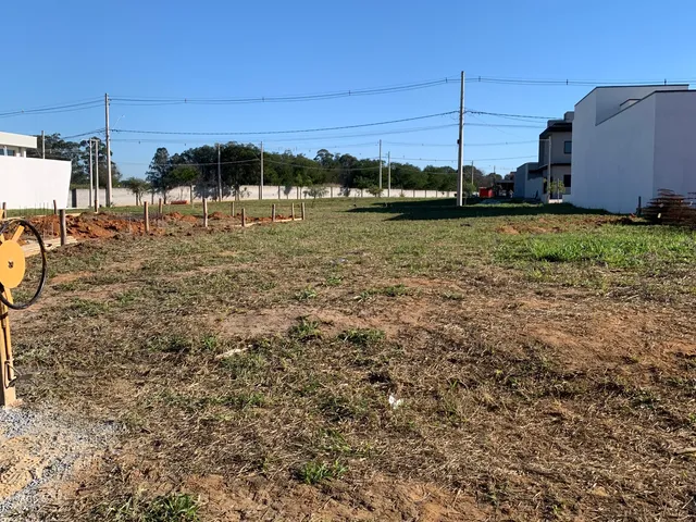 Terreno com 175m², à venda, no bairro Loteamento Industrial Água Preta em Pindamonhangaba