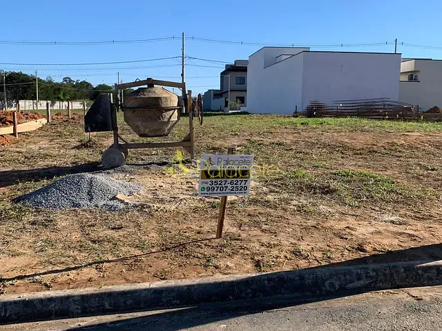 Terreno com 175m², à venda, no bairro Loteamento Industrial Água Preta em Pindamonhangaba