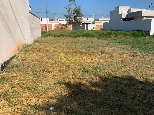Terreno com 176m², à venda, no bairro Loteamento Santa Clara em Pindamonhangaba