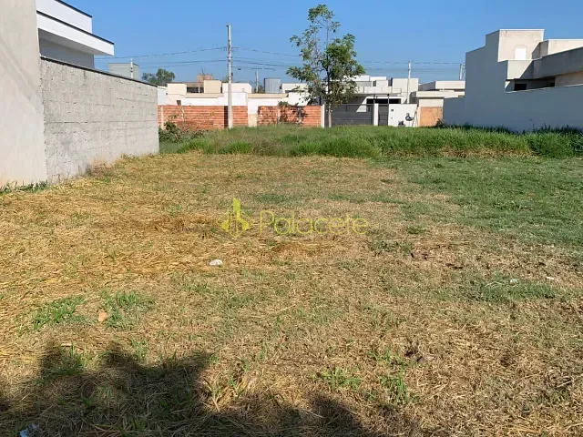 Terreno com 176m², à venda, no bairro Loteamento Santa Clara em Pindamonhangaba