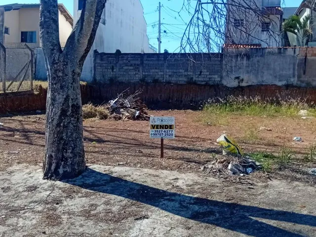 Terreno com 250m², à venda, no bairro Residencial Mombaça I em Pindamonhangaba