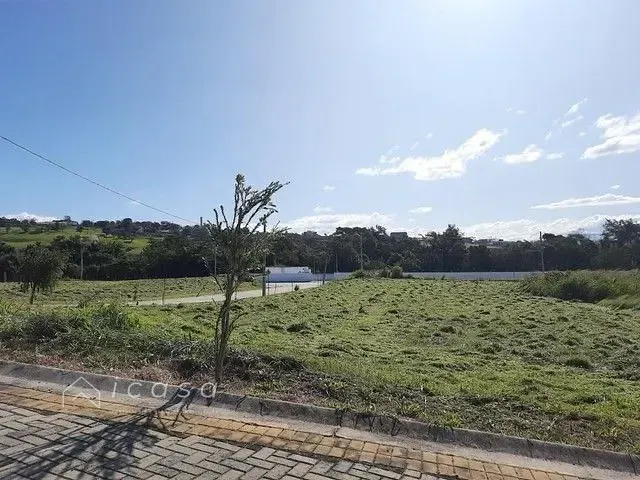 Terreno com 304m², à venda, no bairro Chácara São Félix em Taubaté
