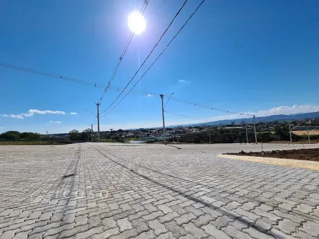Terreno com 360m², à venda, no bairro Jardim Maria Cândida em Caçapava