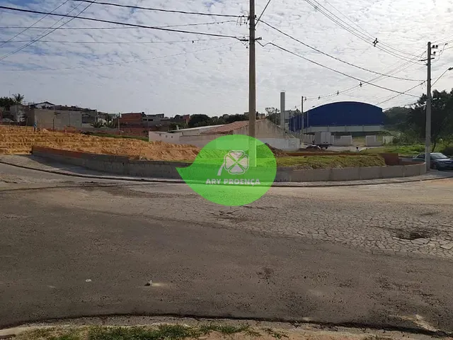 Terreno com 413m², à venda, no bairro Jardim Josane em Sorocaba