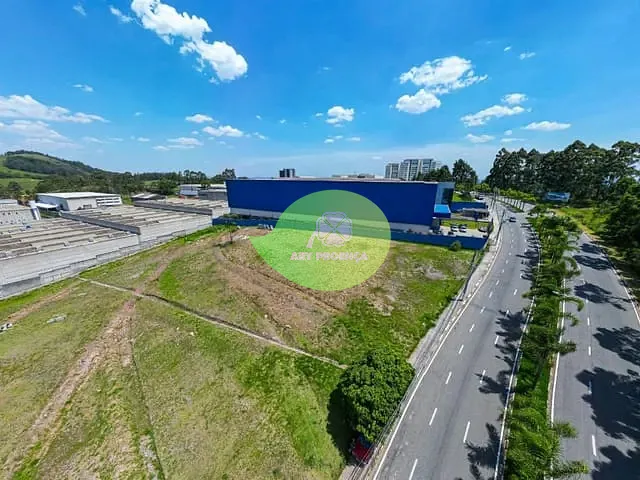 Terreno com 5135m², à venda, no bairro Centro Empresarial Tamboré em Santana de Parnaíba