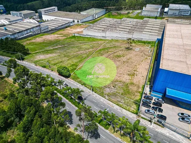 Terreno com 5135m², à venda, no bairro Centro Empresarial Tamboré em Santana de Parnaíba