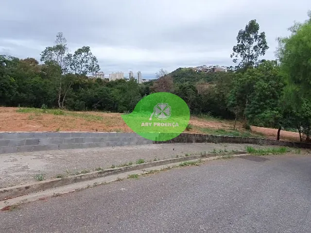 Terreno com 1938m², à venda, no bairro Jardim Bandeirantes em Sorocaba