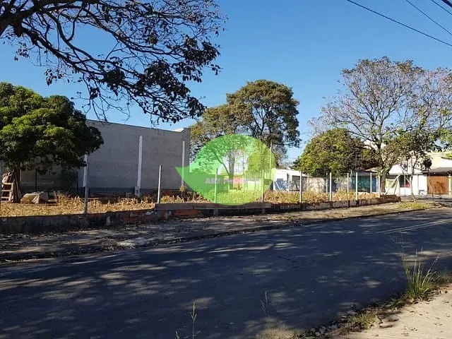 Terreno com 899m², à venda, no bairro Éden em Sorocaba