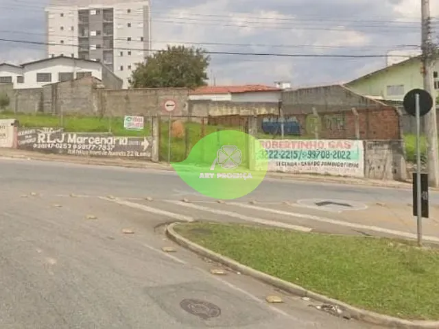 Terreno com 826m², à venda, no bairro Vila Barao em Sorocaba