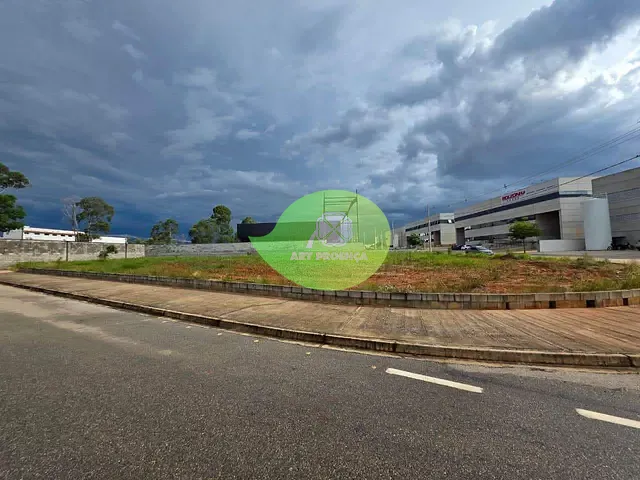 Terreno com 1685m², à venda, no bairro Éden em Sorocaba