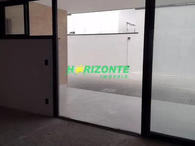 Village com 500m² 3 quartos e 1 banheiro, à venda, no bairro Jardim das Indústrias em São José dos Campos
