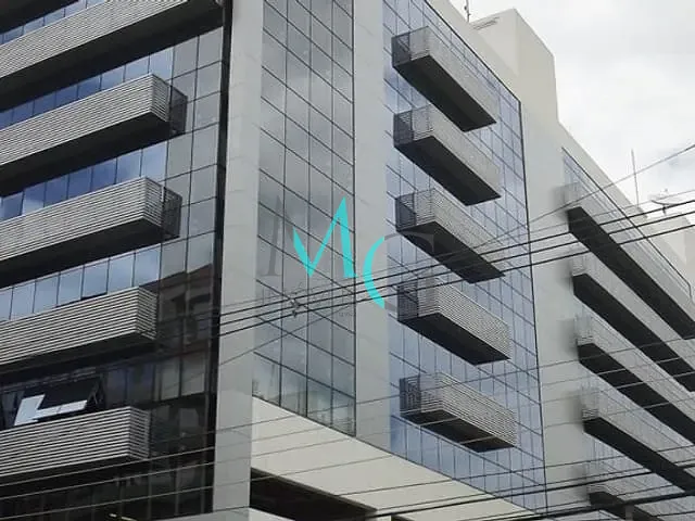 Sala à venda, no bairro Freguesia (Jacarepaguá) em Rio de Janeiro