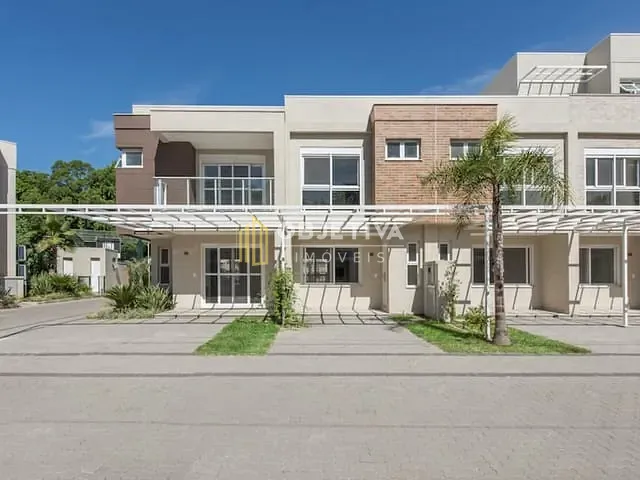 Casa 3 quartos e 3 banheiros, à venda, no bairro Vila Nova em Porto Alegre