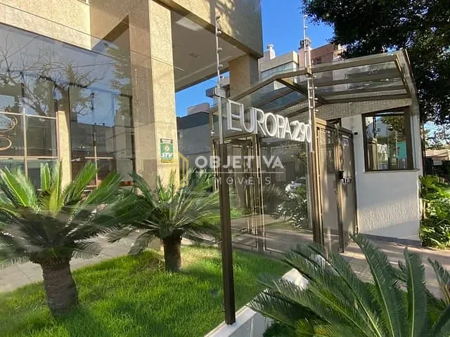 Apartamento 2 quartos e 3 banheiros, à venda, no bairro Petrópolis em Porto Alegre