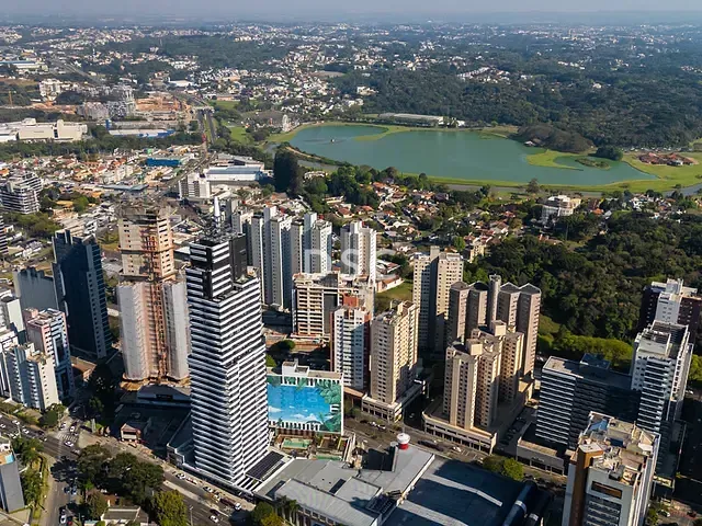 Apartamento 3 quartos e 4 banheiros, à venda, no bairro Bigorrilho em Curitiba