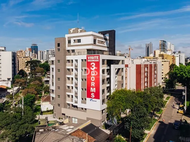 Apartamento 3 quartos e 3 banheiros, à venda, no bairro Juvevê em Curitiba