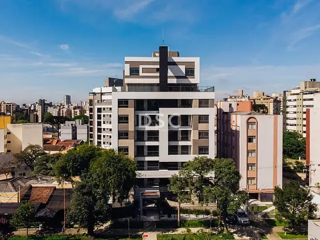 Apartamento 3 quartos e 3 banheiros, à venda, no bairro Juvevê em Curitiba