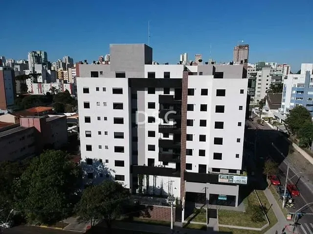 Apartamento 3 quartos e 2 banheiros, à venda, no bairro Vila Izabel em Curitiba