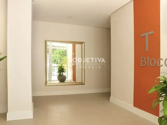 Apartamento 2 quartos e 2 banheiros, à venda, no bairro Santo Antônio em Porto Alegre