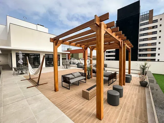 Apartamento 1 quarto e 1 banheiro, à venda, no bairro Centro em Curitiba
