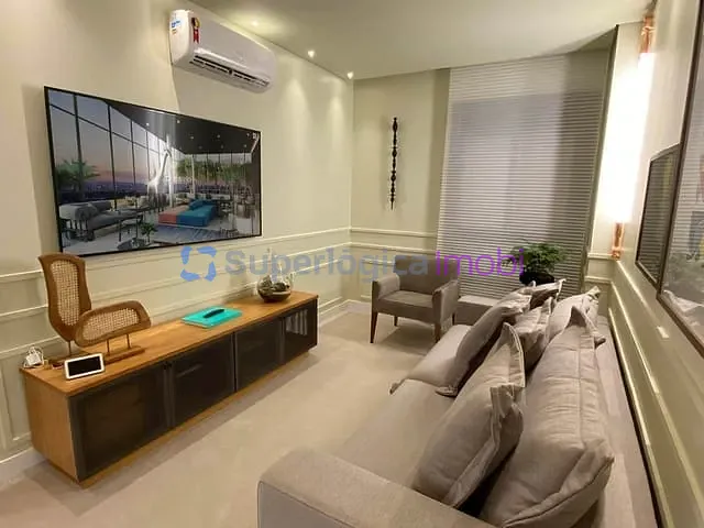 Studio 1 quarto e 2 banheiros, à venda, no bairro Setor Bueno em Goiânia