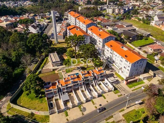 Apartamento 2 quartos e 1 banheiro, à venda, no bairro Santa Cândida em Curitiba