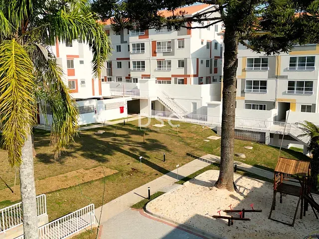 Apartamento 2 quartos e 1 banheiro, à venda, no bairro Santa Cândida em Curitiba
