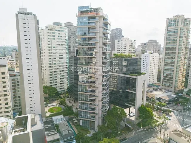 Loft 2 quartos e 3 banheiros, à venda, no bairro Itaim Bibi em São Paulo