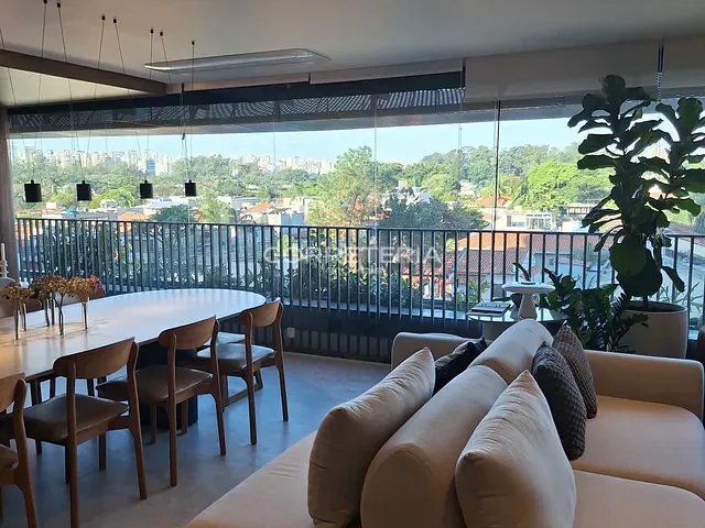 Apartamento 3 quartos e 5 banheiros, à venda, no bairro Vila Nova Conceição em São Paulo