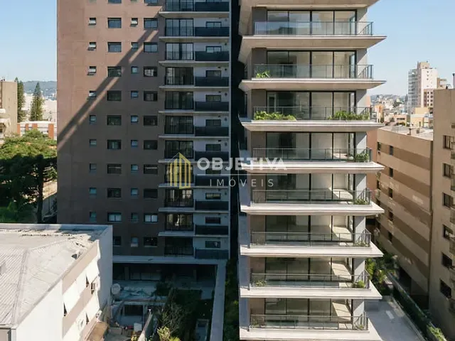 Apartamento 2 quartos e 2 banheiros, à venda, no bairro Petrópolis em Porto Alegre