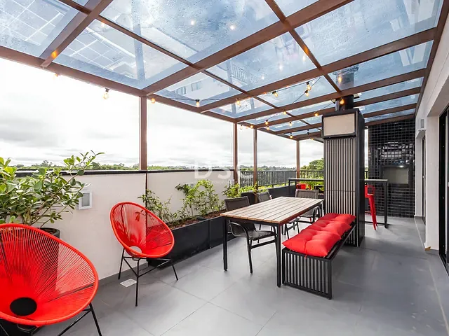 Apartamento 3 quartos e 3 banheiros, à venda, no bairro Santa Felicidade em Curitiba