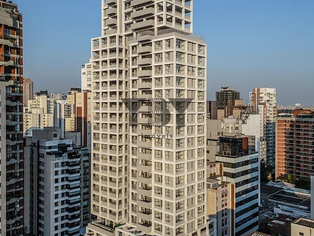 Loja à venda, no bairro Pinheiros em São Paulo