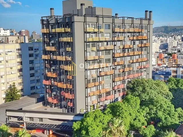 Apartamento 2 quartos e 2 banheiros, à venda, no bairro Independência em Porto Alegre
