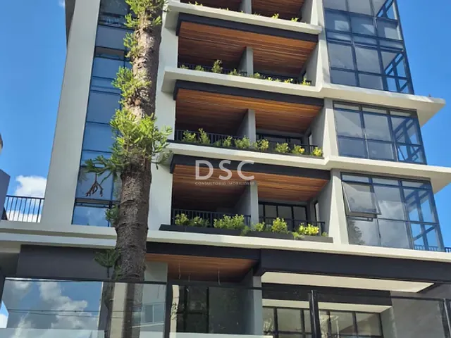 Cobertura / Penthouse 3 quartos e 3 banheiros, à venda, no bairro Água Verde em Curitiba