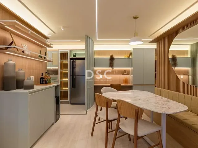 Apartamento 2 quartos e 2 banheiros, à venda, no bairro Ahú em Curitiba