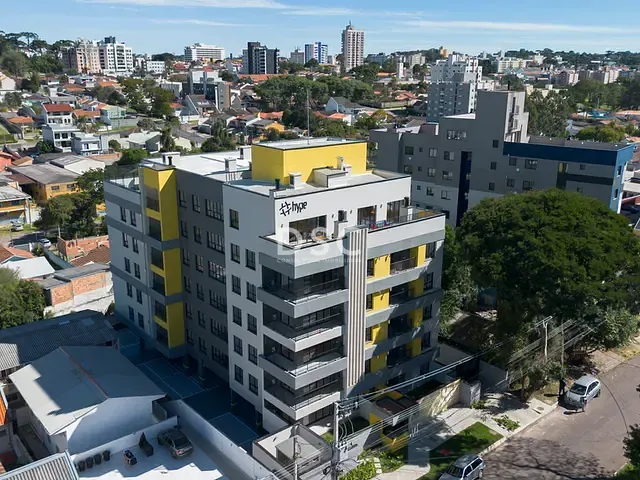 Apartamento 3 quartos e 2 banheiros, à venda, no bairro Tingui em Curitiba