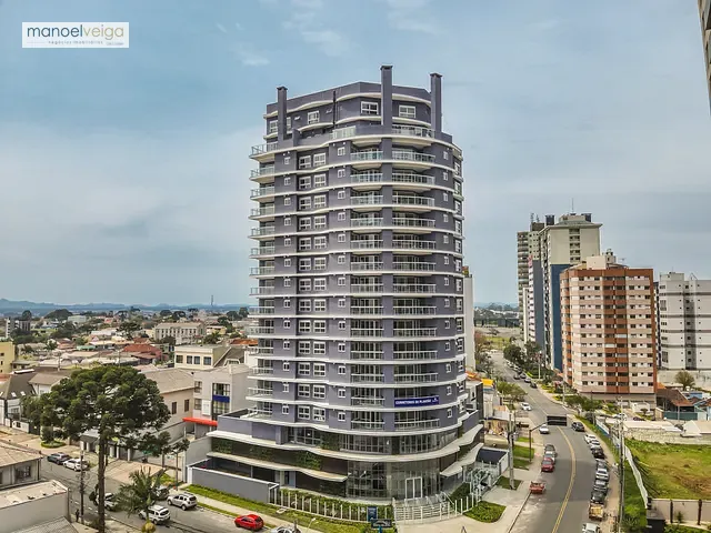 Cobertura / Penthouse 3 quartos e 4 banheiros, à venda, no bairro Cristo Rei em Curitiba