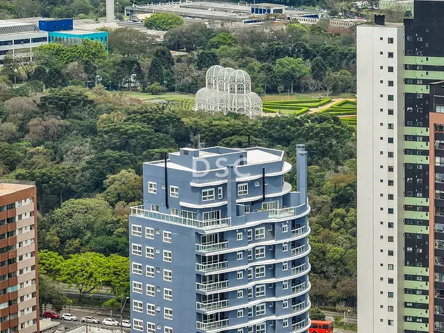 Apartamento 3 quartos e 4 banheiros, à venda, no bairro Cristo Rei em Curitiba