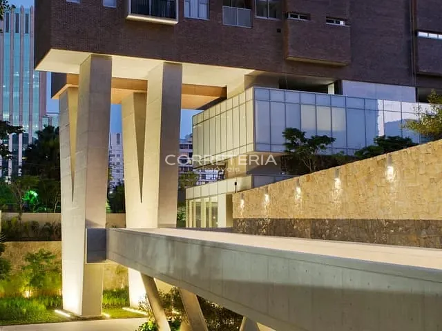 Apartamento 4 quartos e 7 banheiros, à venda, no bairro Itaim Bibi em São Paulo