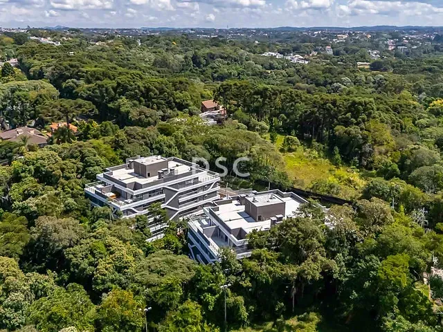 Apartamento 3 quartos e 5 banheiros, à venda, no bairro Santo Inácio em Curitiba