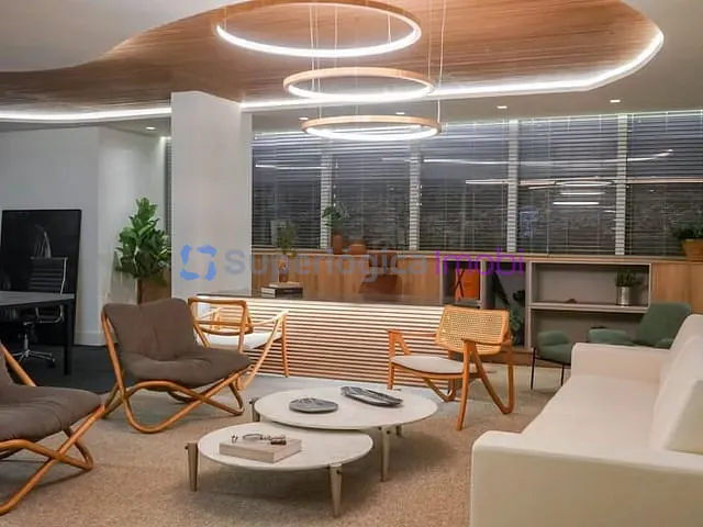 Sala à venda, no bairro Park Lozandes em Goiânia