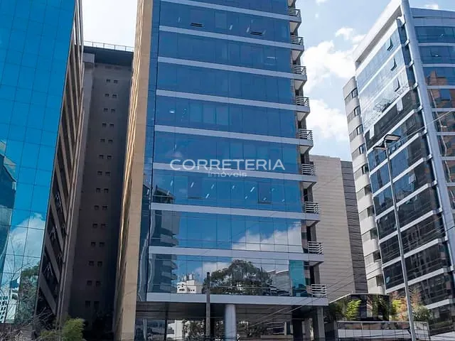 Sala à venda, no bairro Vila Olímpia em São Paulo