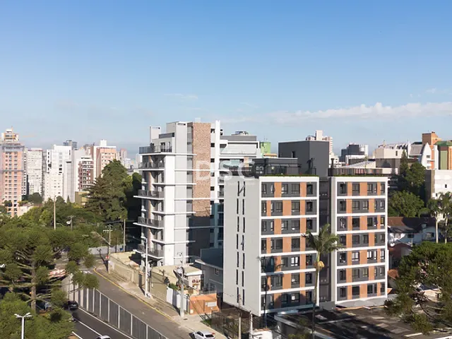 Apartamento 2 quartos e 2 banheiros, à venda, no bairro Alto da XV em Curitiba